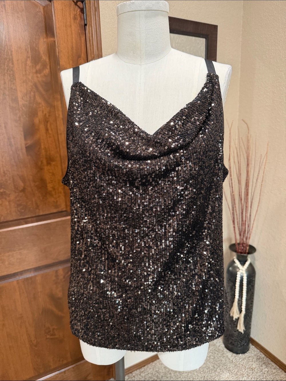 NWT White House Black Market Black/gold Sequin Party Top - L